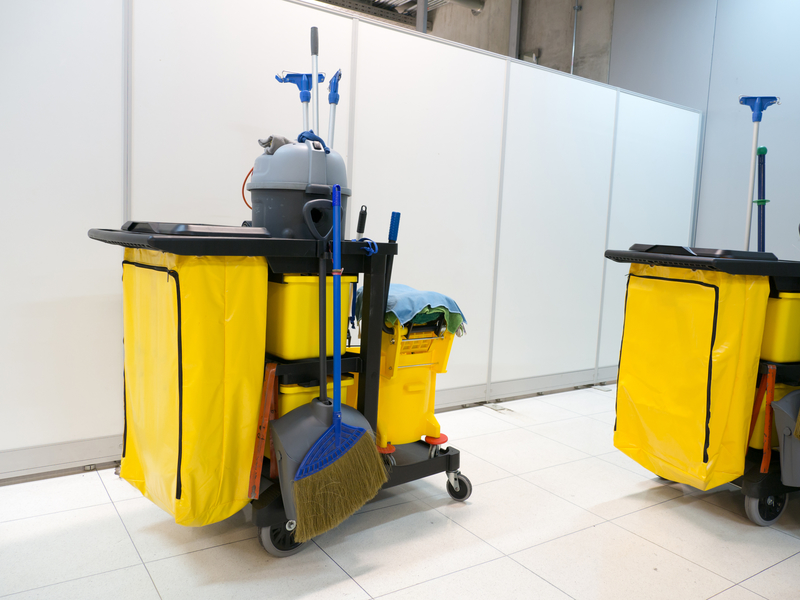 dreamstime_s_110757336 Cleaning tools cart